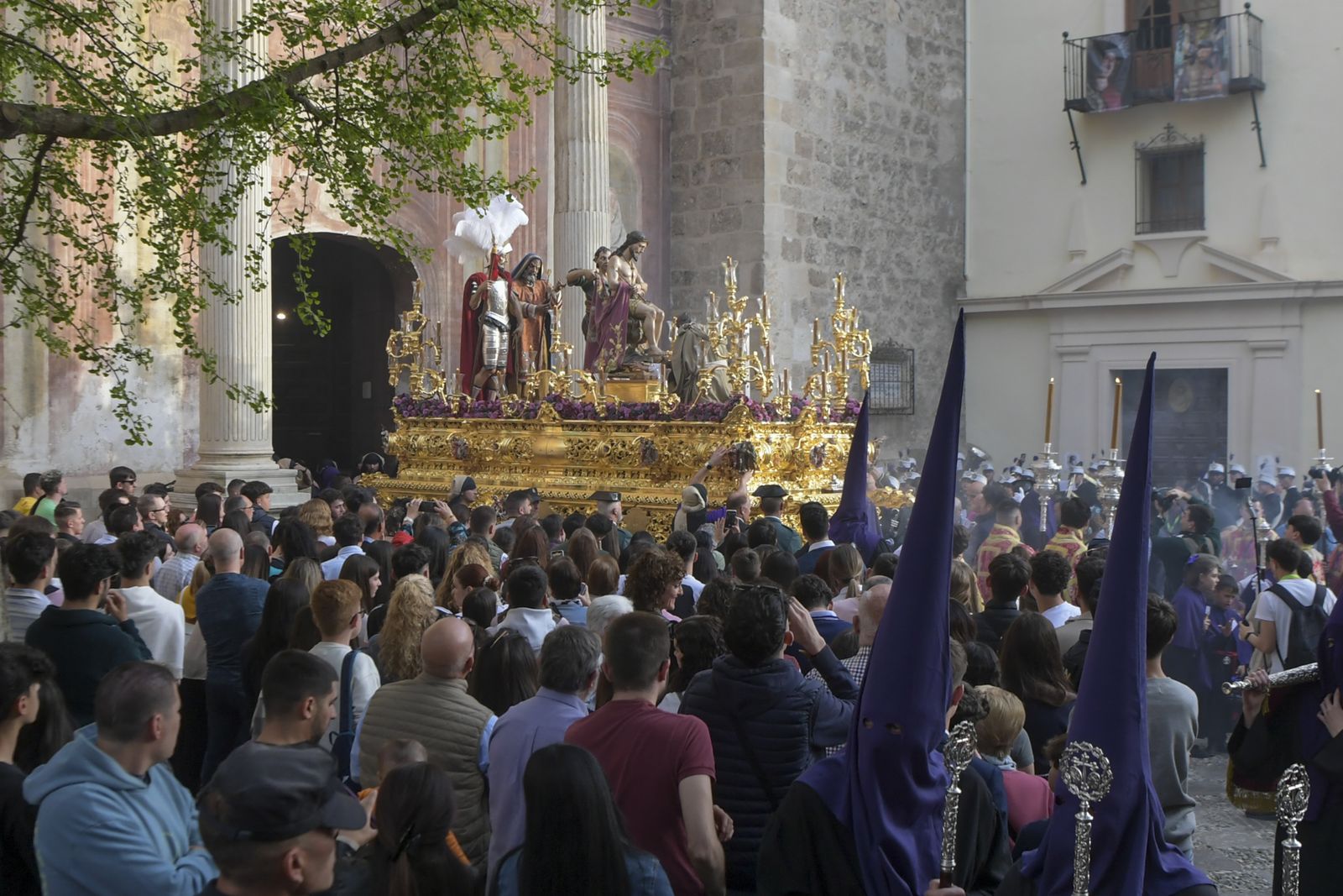Las mejores fotos del Martes Santo en Granada