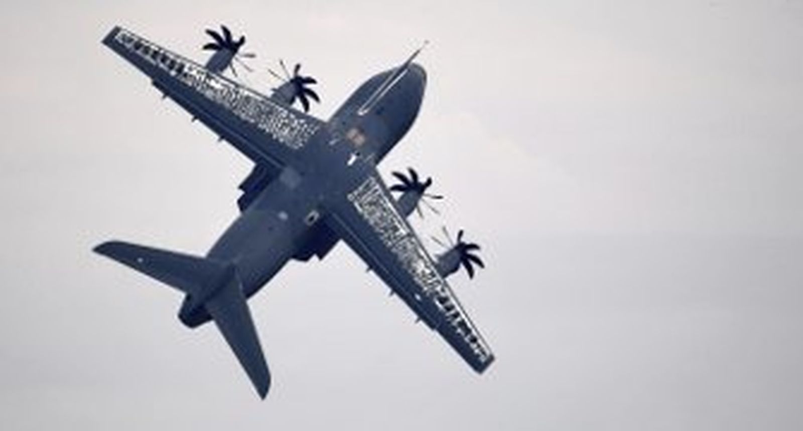 Airbus gana un 16% más en el primer semestre pese a los problemas del A400M