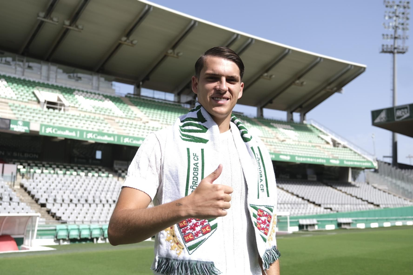 Las mejores fotos de la presentación de Álex Sala con el Córdoba CF