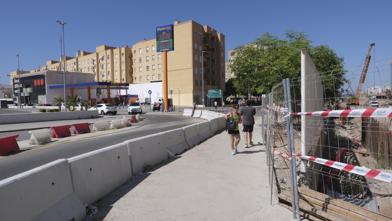 Corte de la Avenida de Montserrat por las obras del soterramiento del AVE, en imágenes