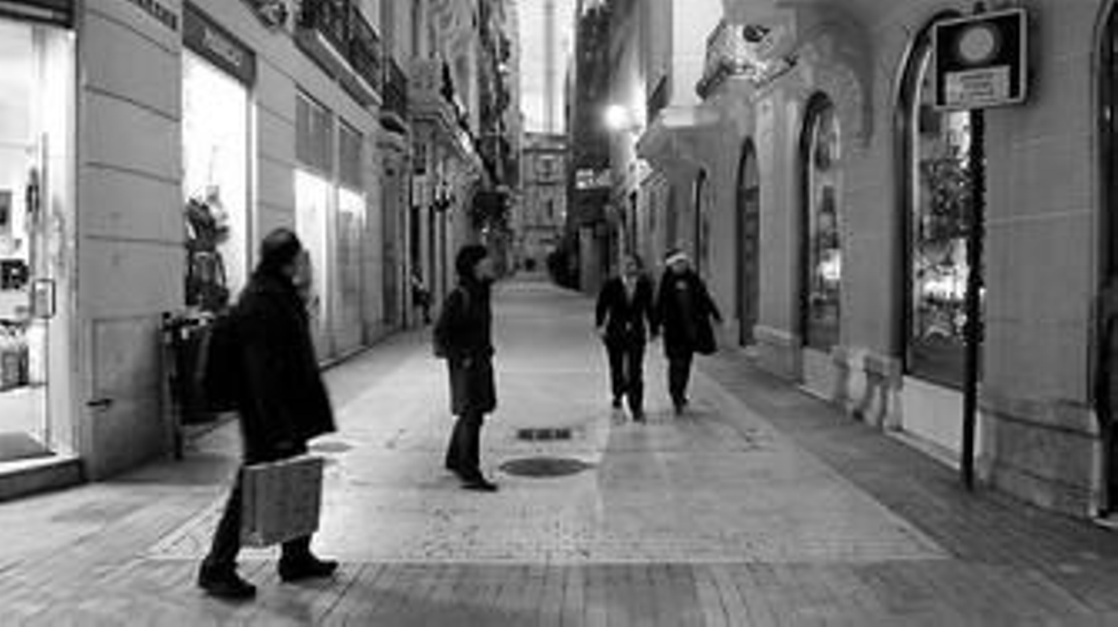 Nueva imagen que presenta desde ayer la calle Echegaray.