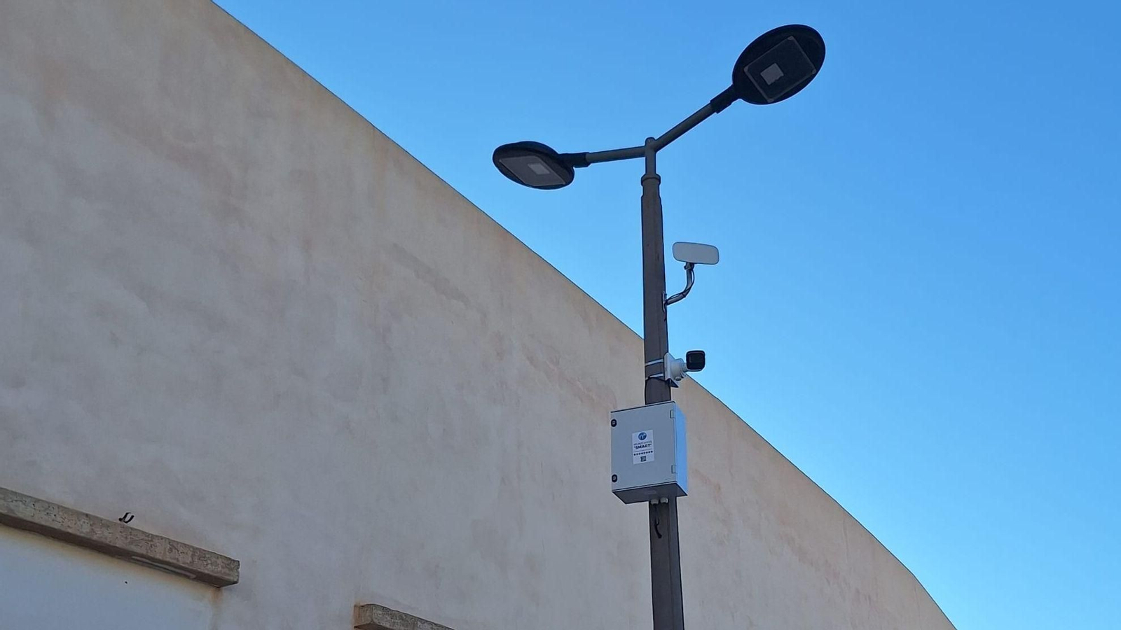 Ya ha comenzado la instalacion de las cámaras de tráfico.