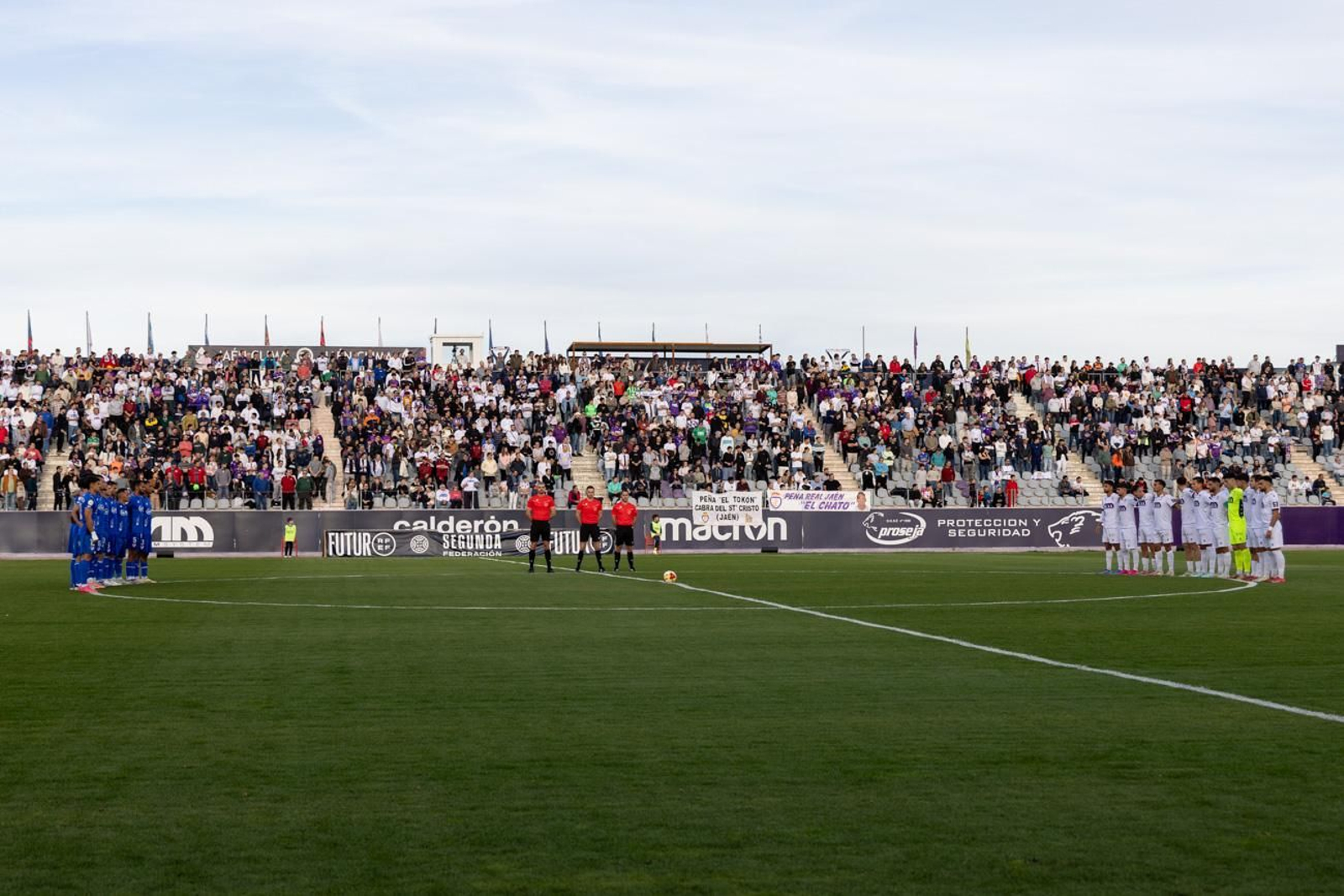 Real Jaén 0-1 Linares Deportivo: las mejores imágenes del clásico provincial