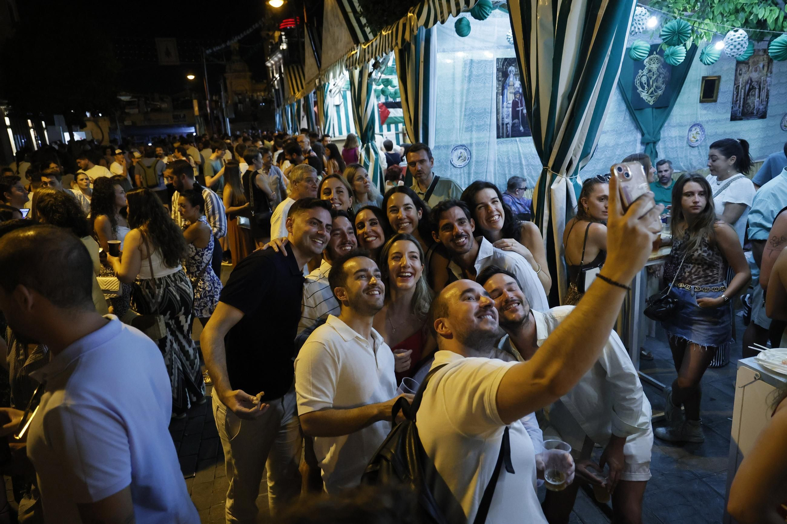 Las fotos de la primera noche de la Velá de Santa Ana