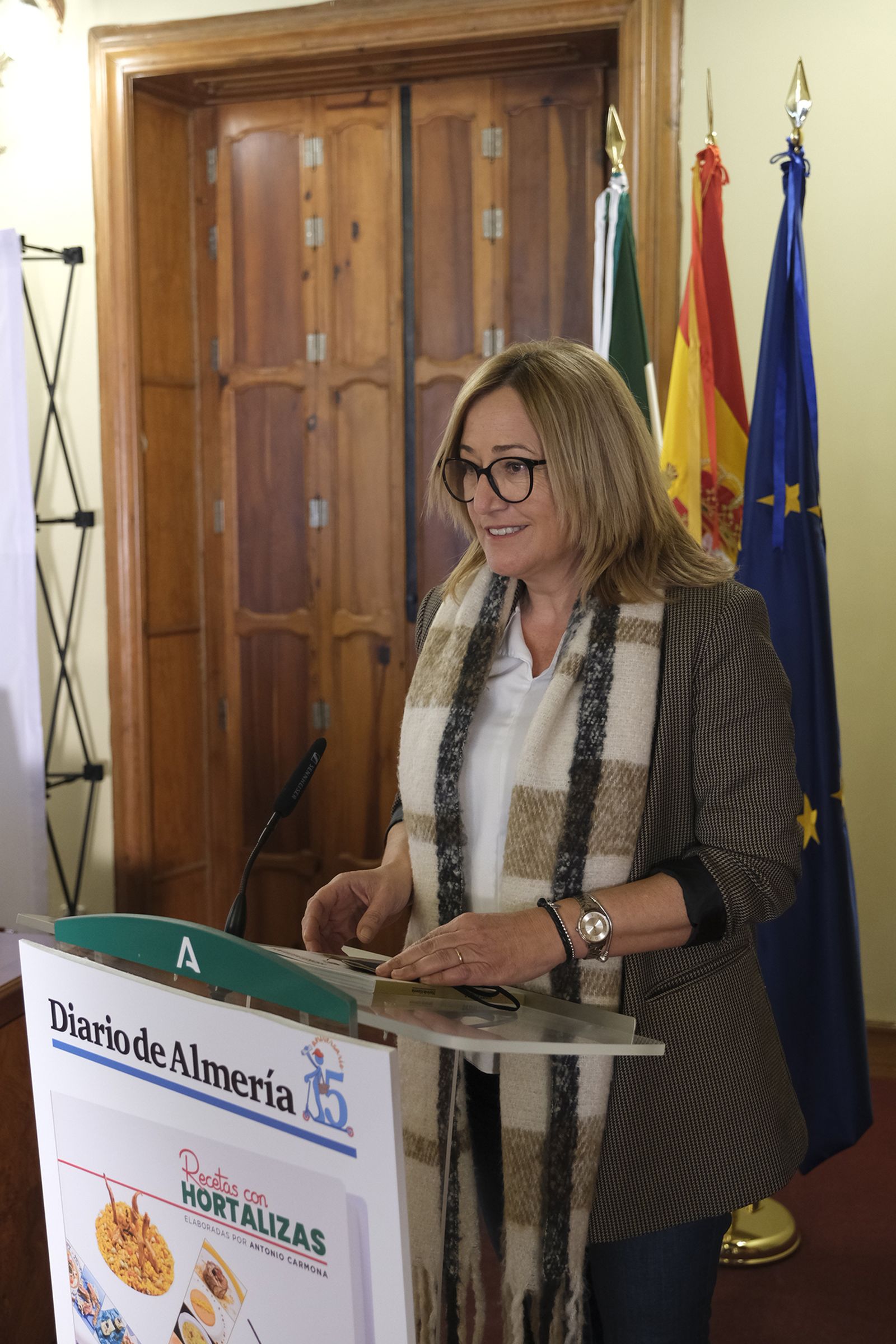 Fotogalería presentación libro 'Recetas con Hortalizas'. Diario de Almería