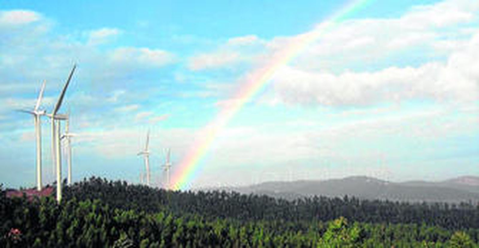 Aerogeneradores de la nueva planta de Iberdrola Renovables, de 244 MW de potencia total.