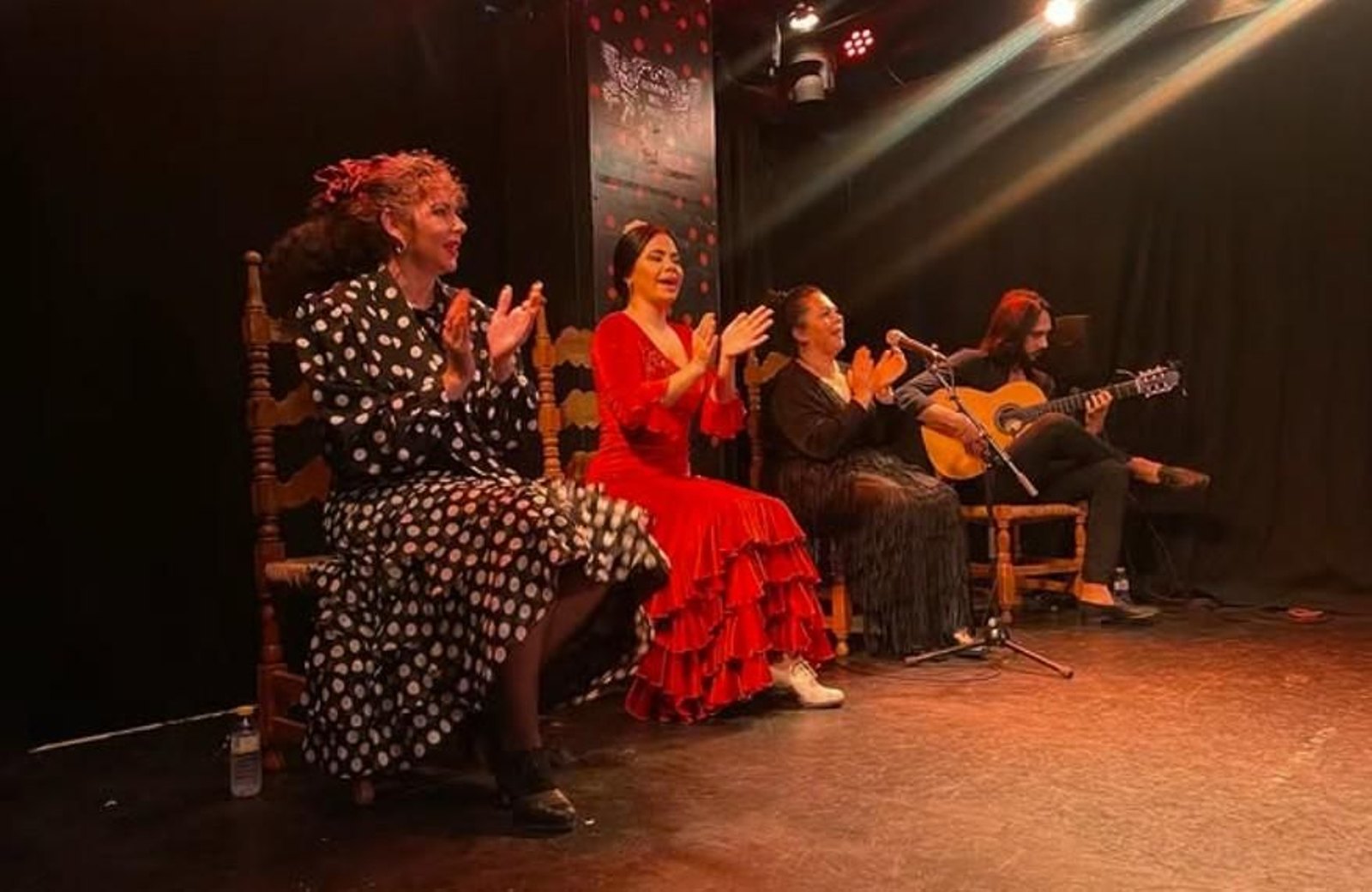 Una actuación en La guarida del Ángel, Jerez. Una actuación en La guarida del Ángel, Jerez.