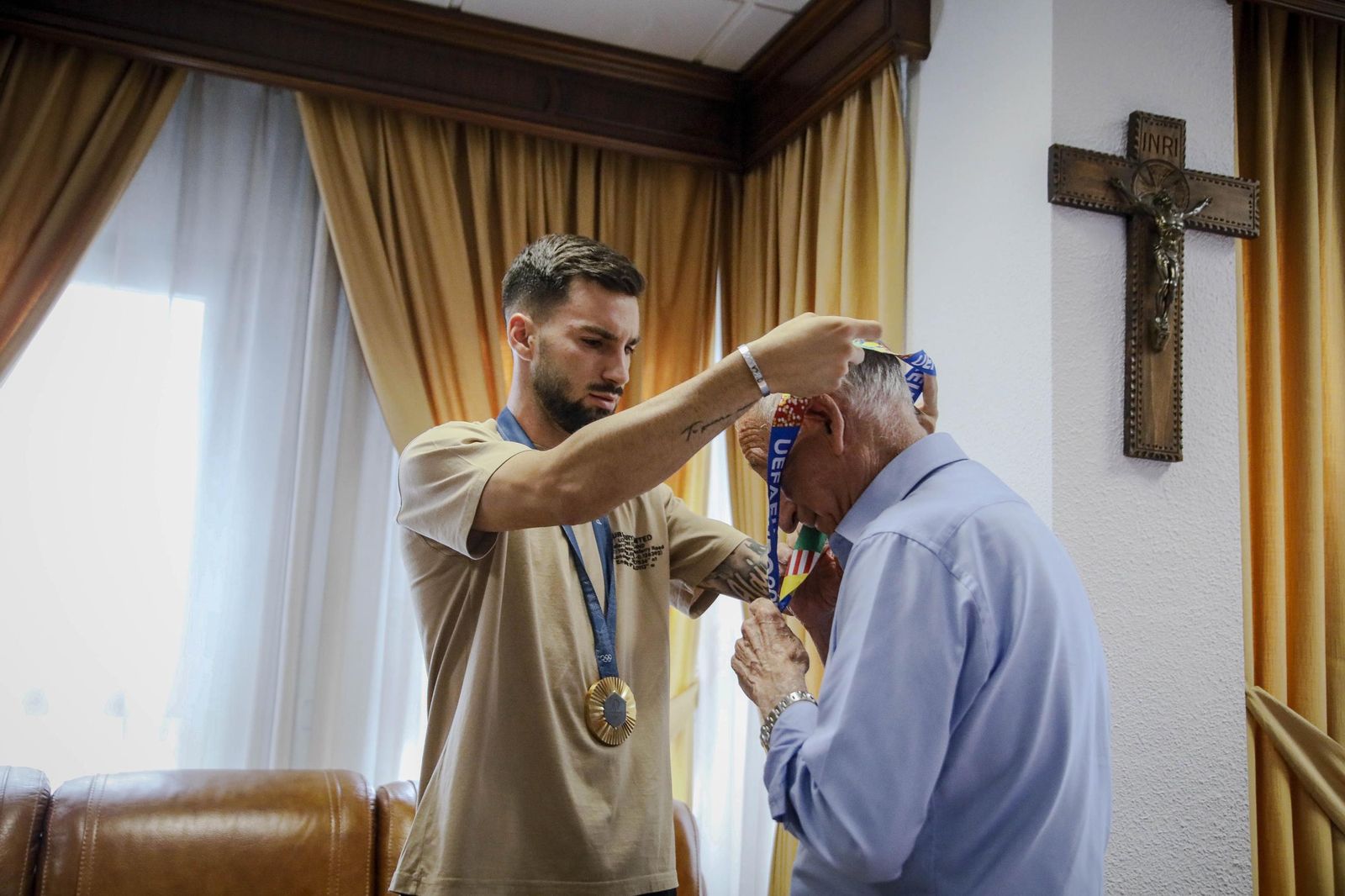 Álex Baena en el Ayto de Roquetas de Mar, en imágenes