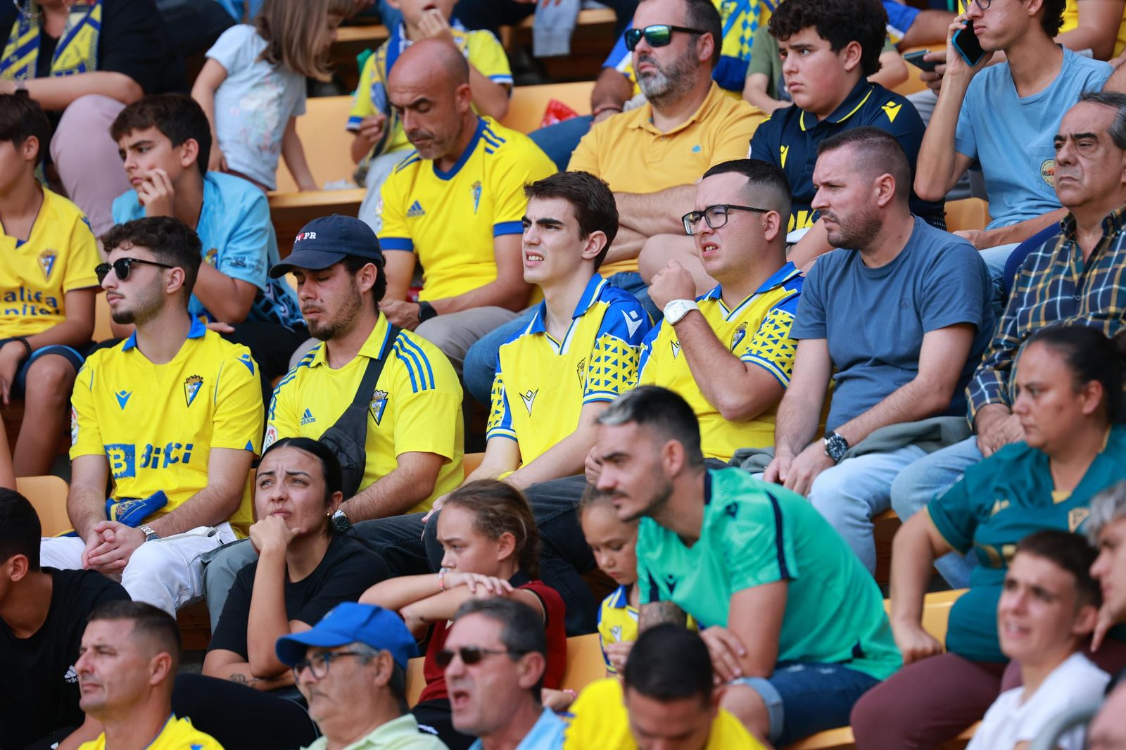 Búscate en las imágenes del Cádiz CF - Racing de Santander