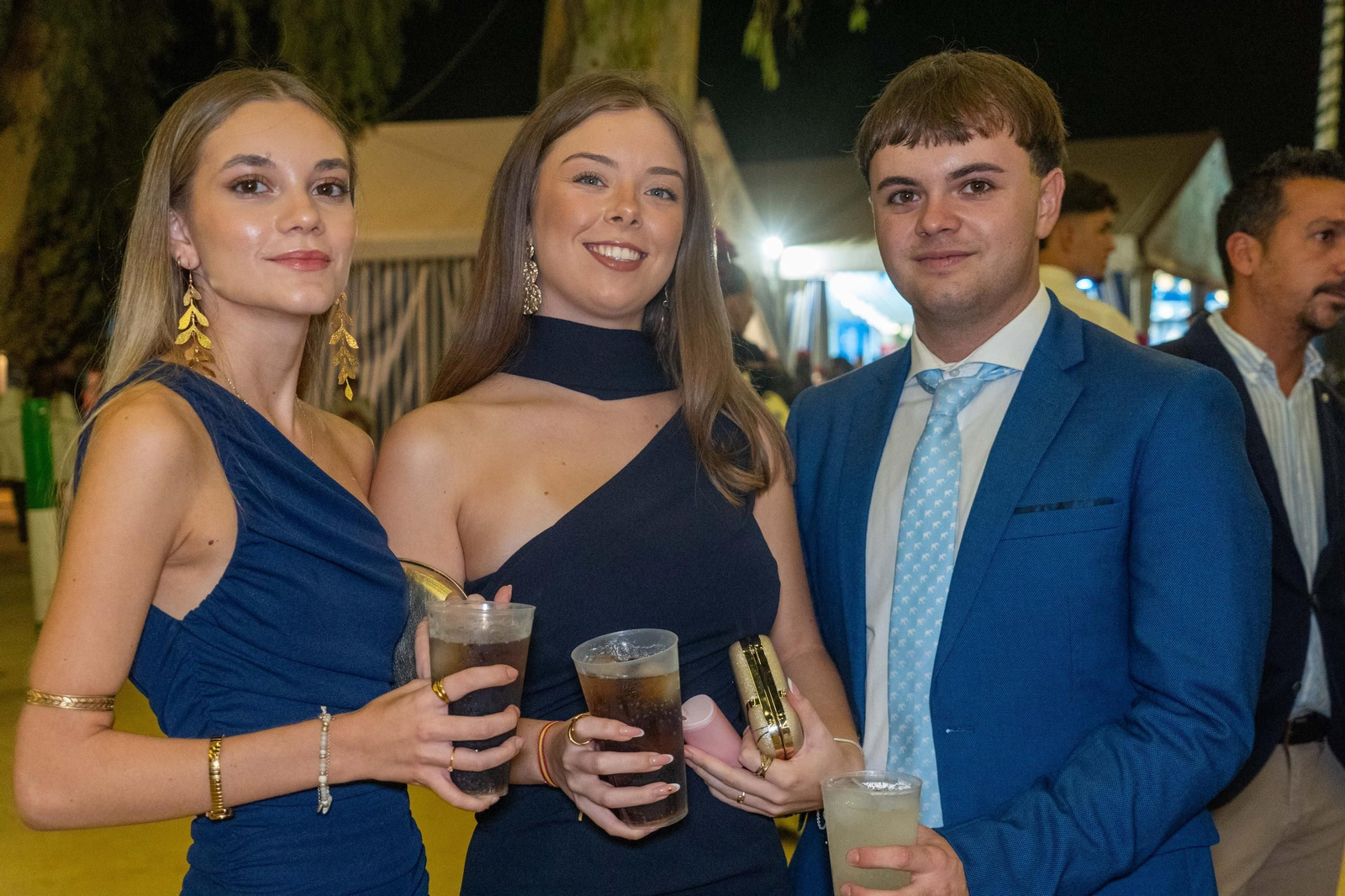 Imágenes del ambiente del ambiente de la noche del sábado en la Feria de Otoño y del Caballo 2025 de Huelva