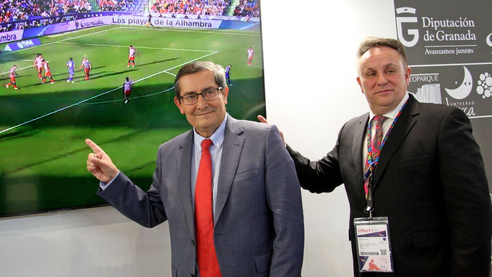 El presidente de la Diputación de Granada, José Entrena durante la presentación de la campaña ‘Granada, mil y una’.