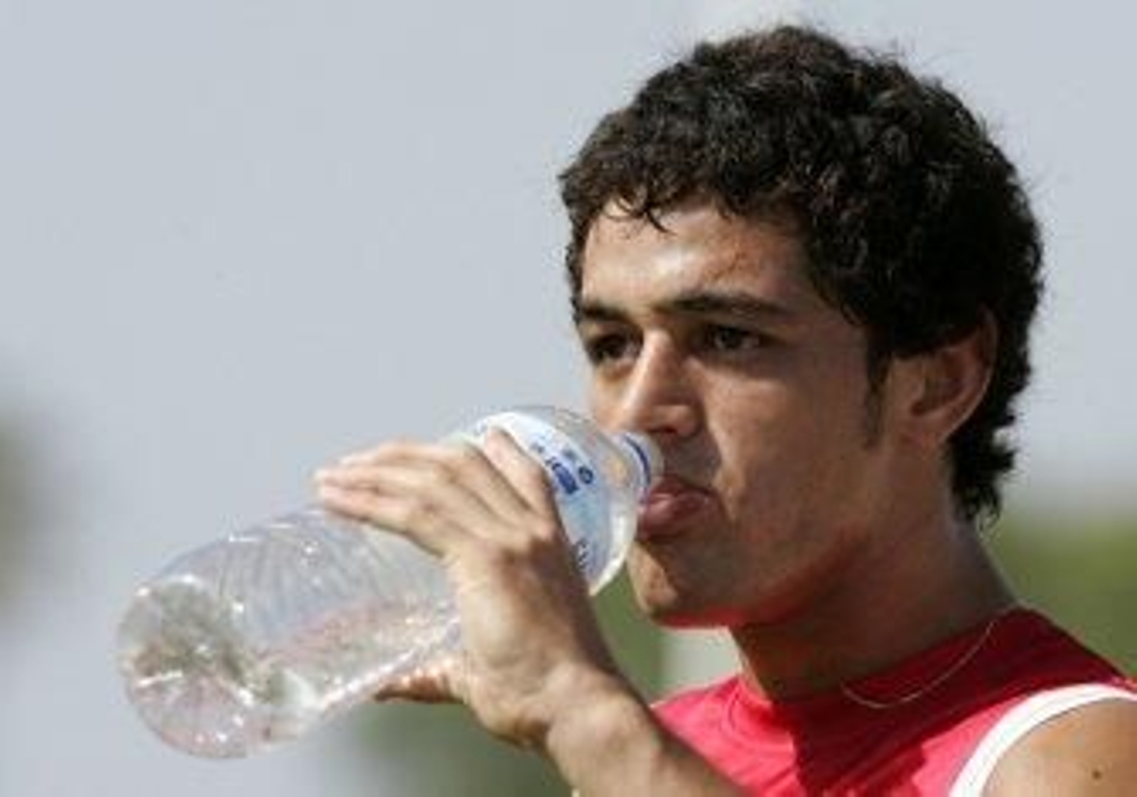 Acosta, baja tres semanas