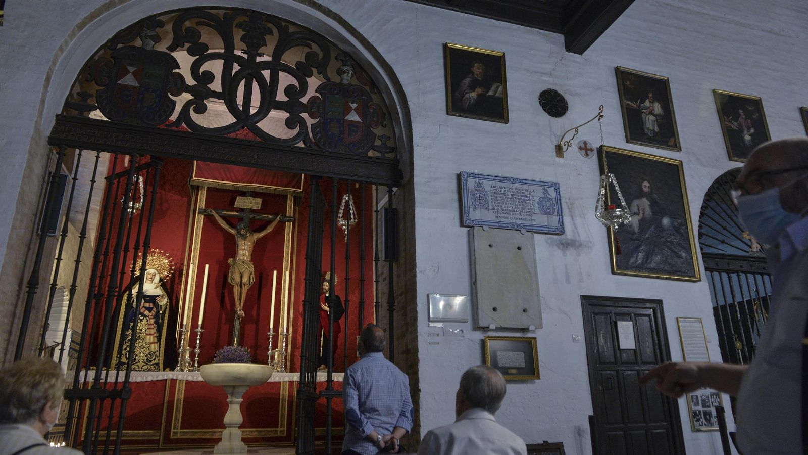 Capilla de los Cervantes en Omnium Sanctorum, donde reside la hermandad.
