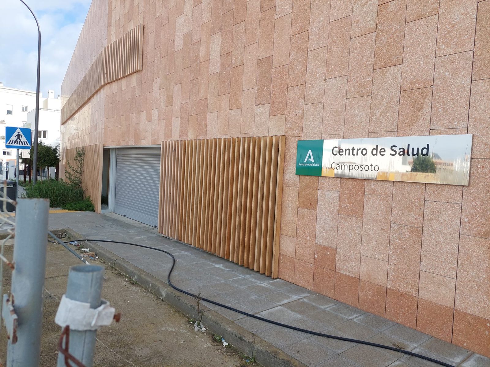 Imagen de la fachada del centro de salud de Camposoto, cuya apertura está prevista para marzo.