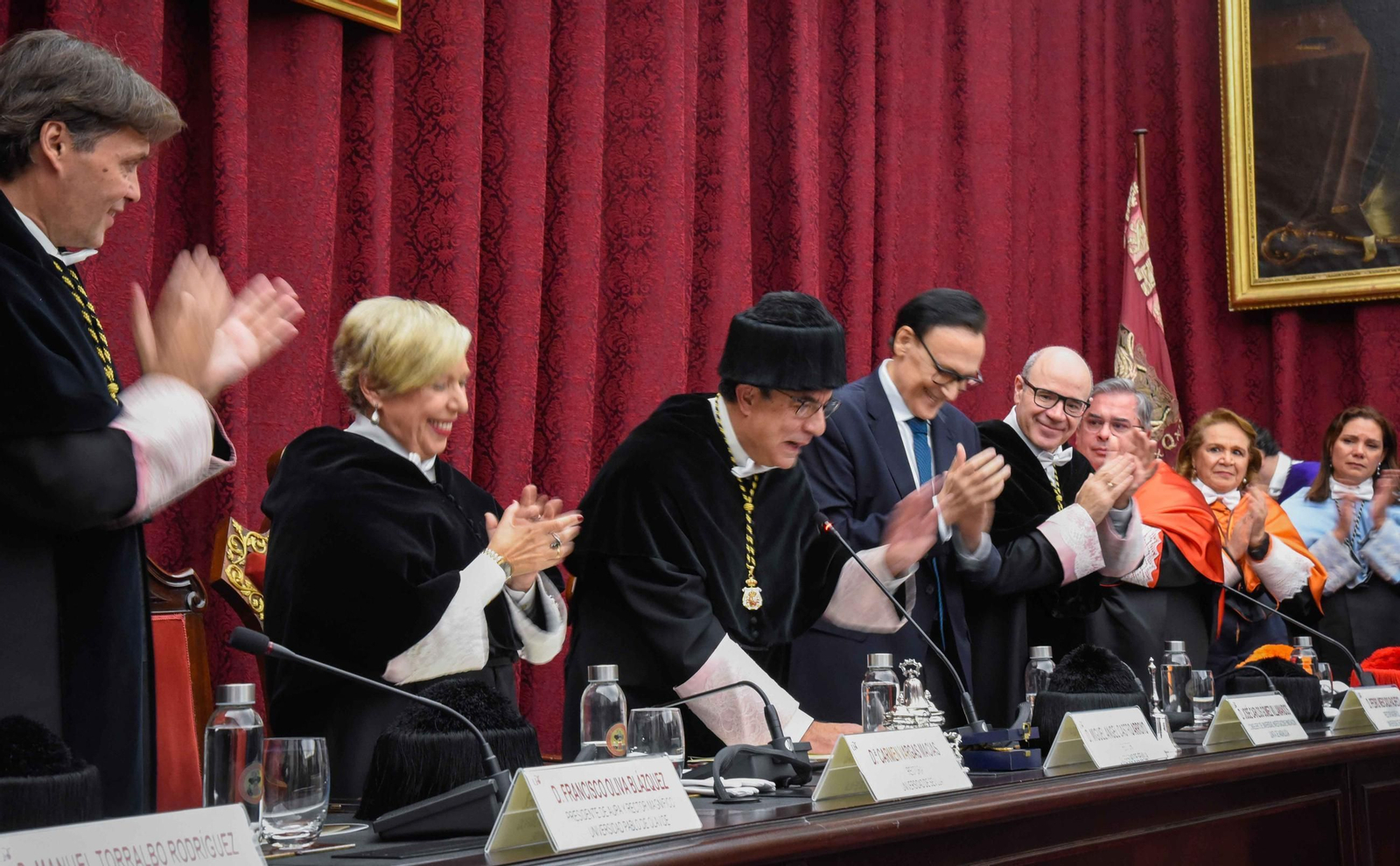 Acto de investidura de la nueva rectora de la US, Carmen Vargas