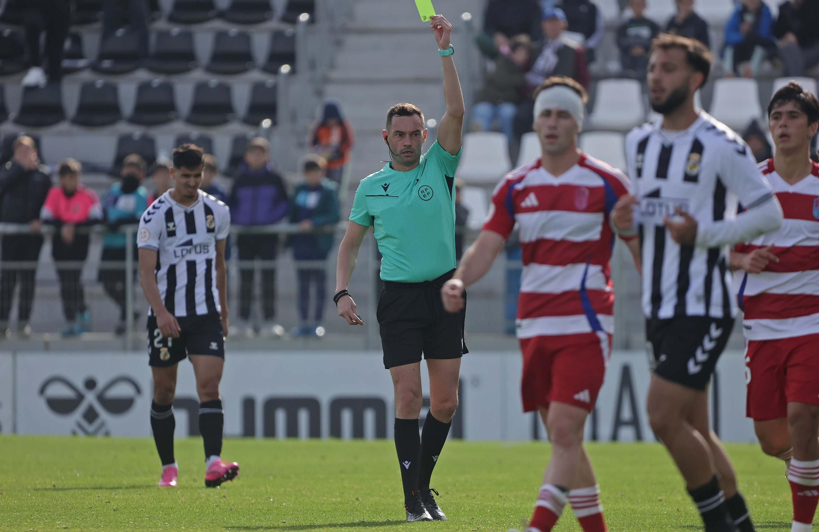 Las mejores fotos del Balona - Recreativo de Granada de Segunda Federación
