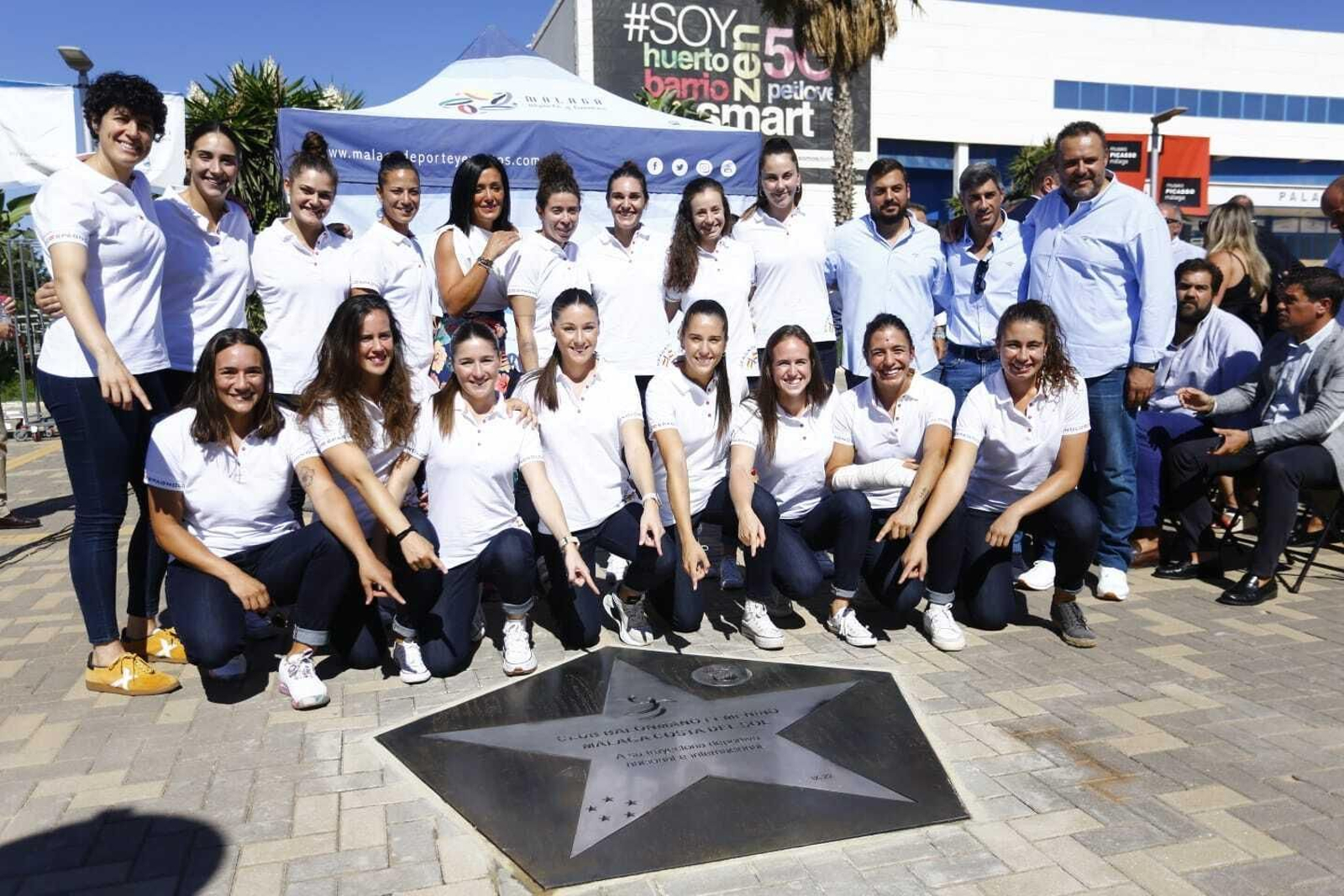 La plantilla del Costa del Sol, con la estrella.
