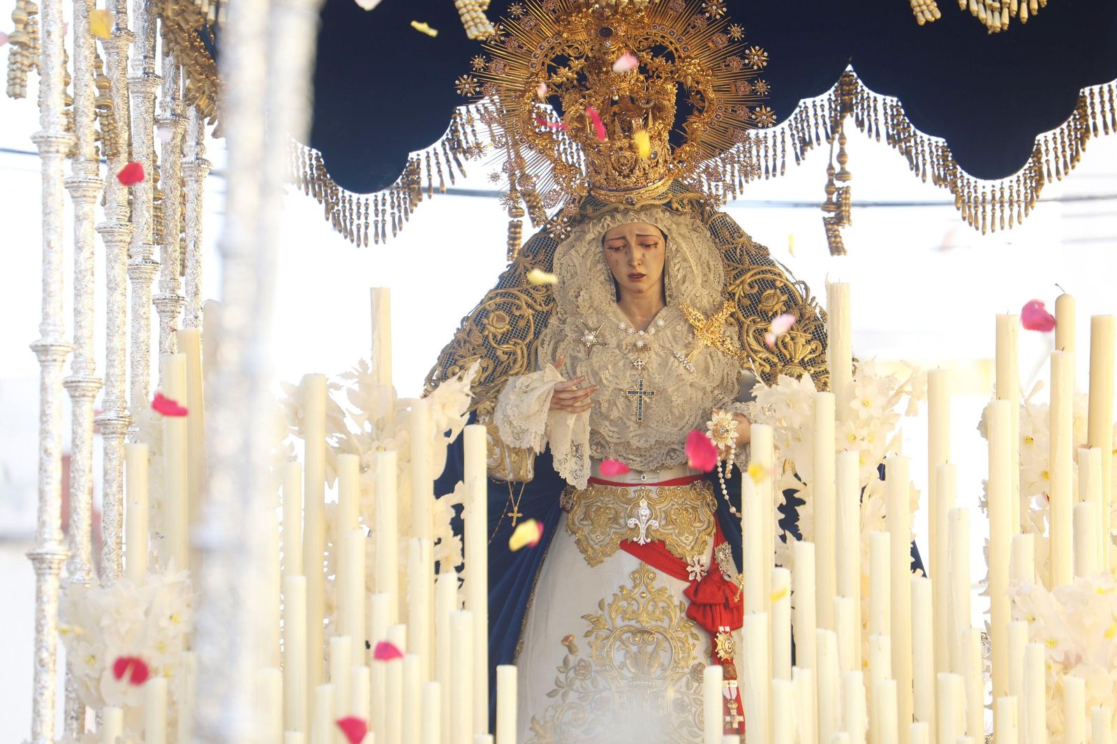 Las imágenes de la procesión de la Estrella este Lunes Santo en Córdoba