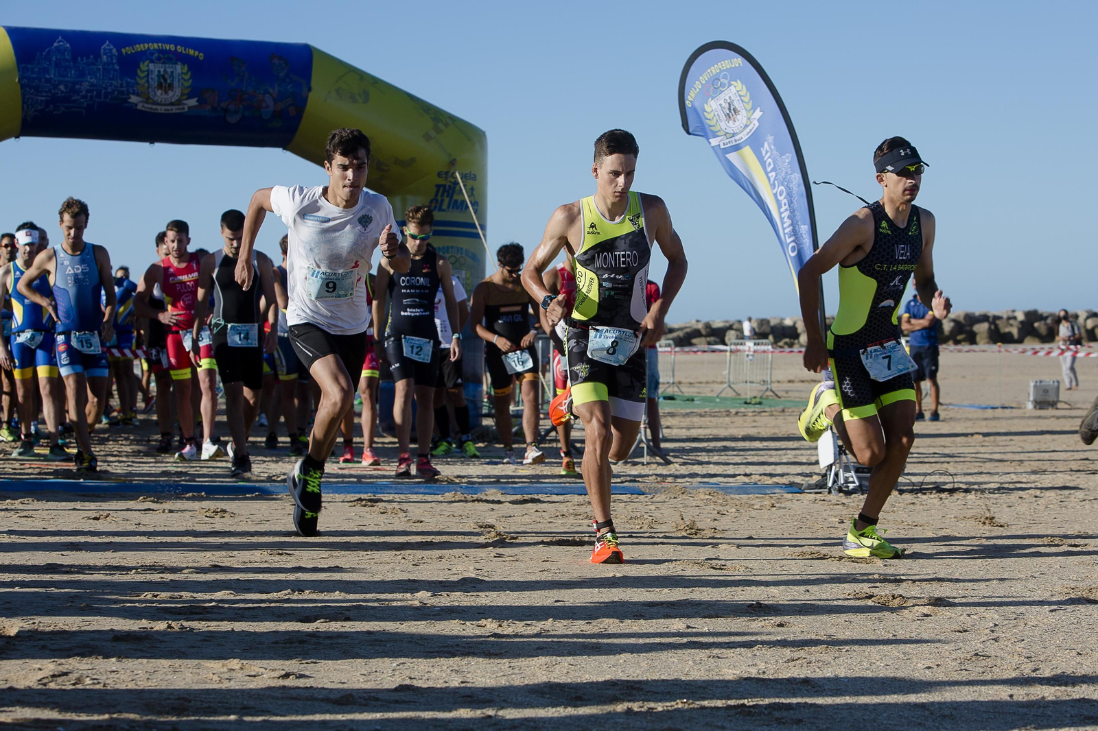 El II acuatlón Tirabuzón ciudad de Cádiz, en imágenes