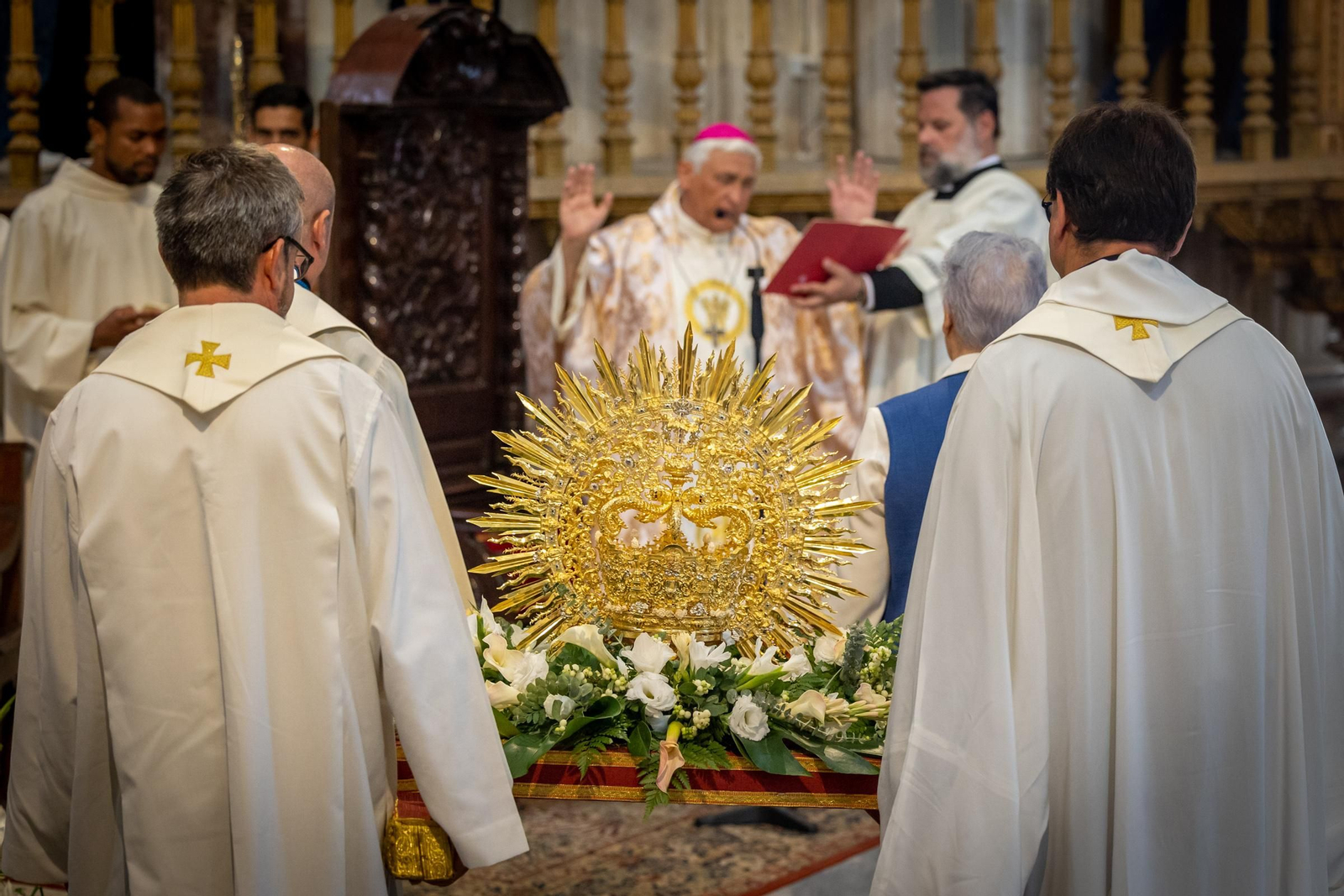 Imágenes de la coronación de la Virgen de las Penas