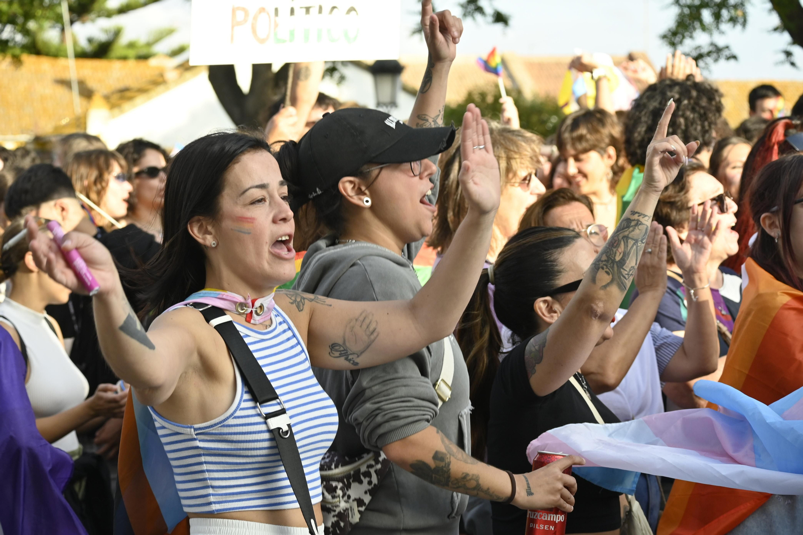Las mejores imágenes de la manifestacióndel del Orgullo LGTBI en Huelva