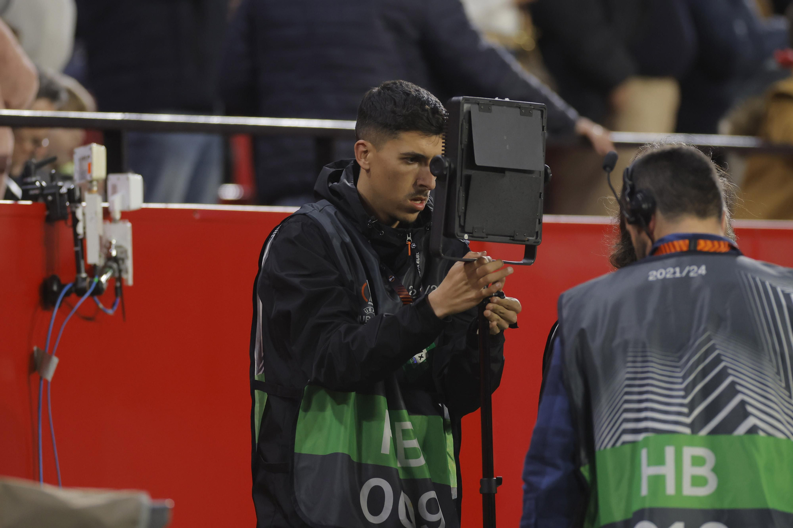 Búscate en las fotos del SEVILLA FC-PSV EINDHOVEN