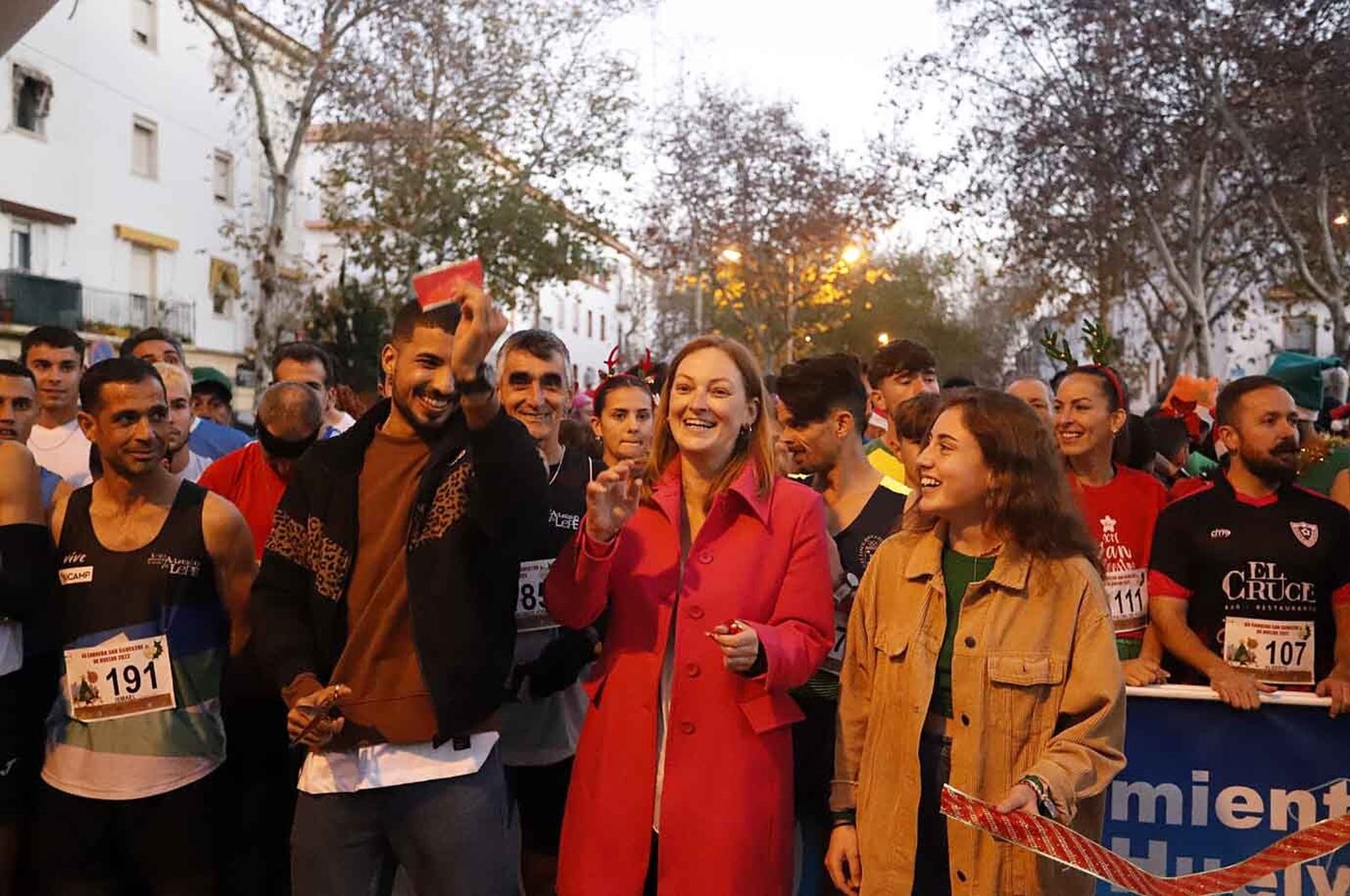 Imágenes de la carrera de San Silvestre en Huelva