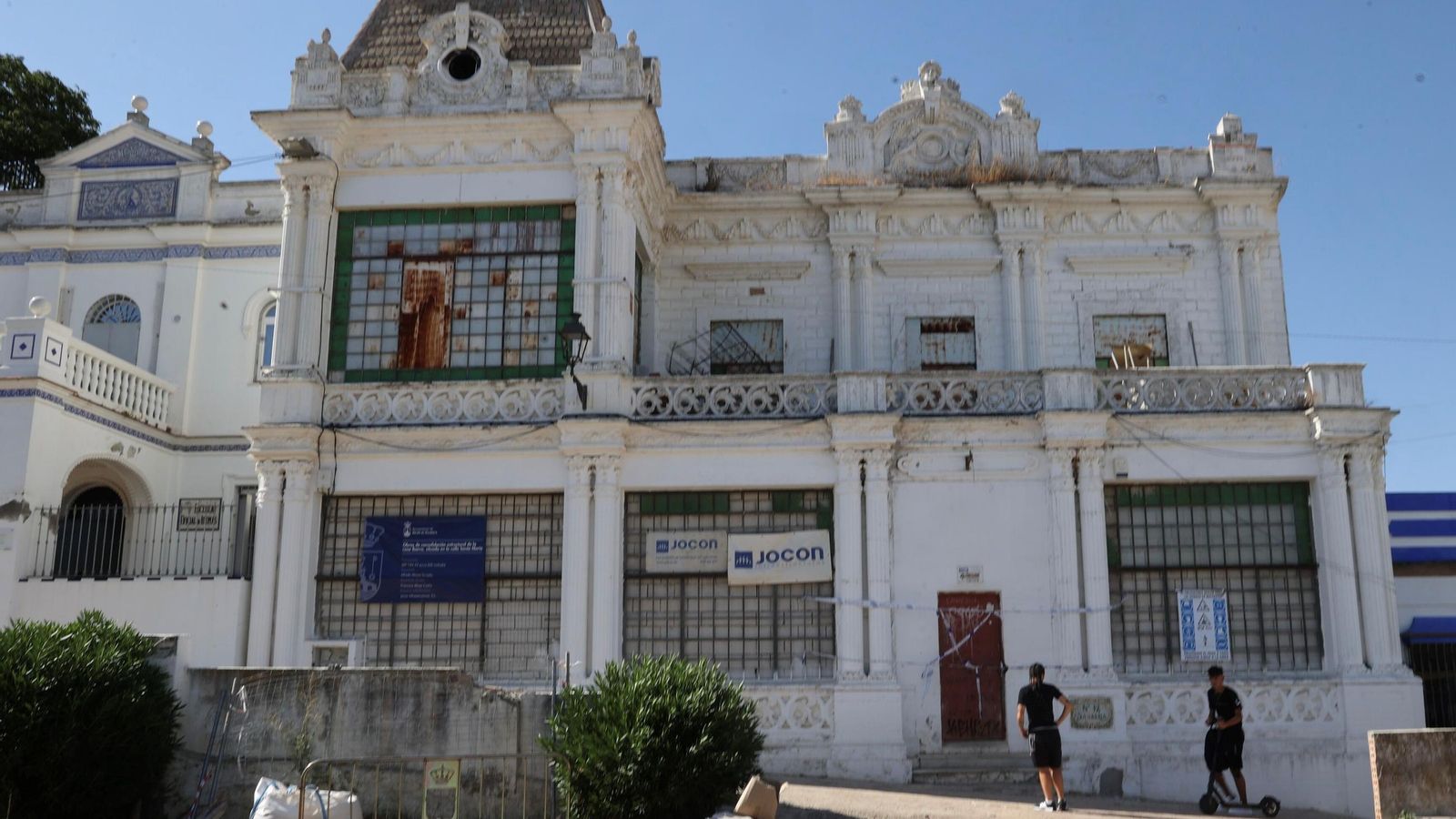 La fotogalería del suceso en Alcalá de Guadaíra en el que han muerto dos trabajadores