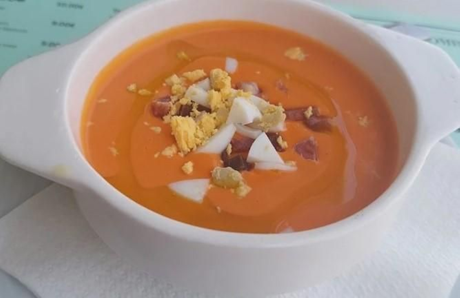 El salmorejo está incluido en la opción del primer plato