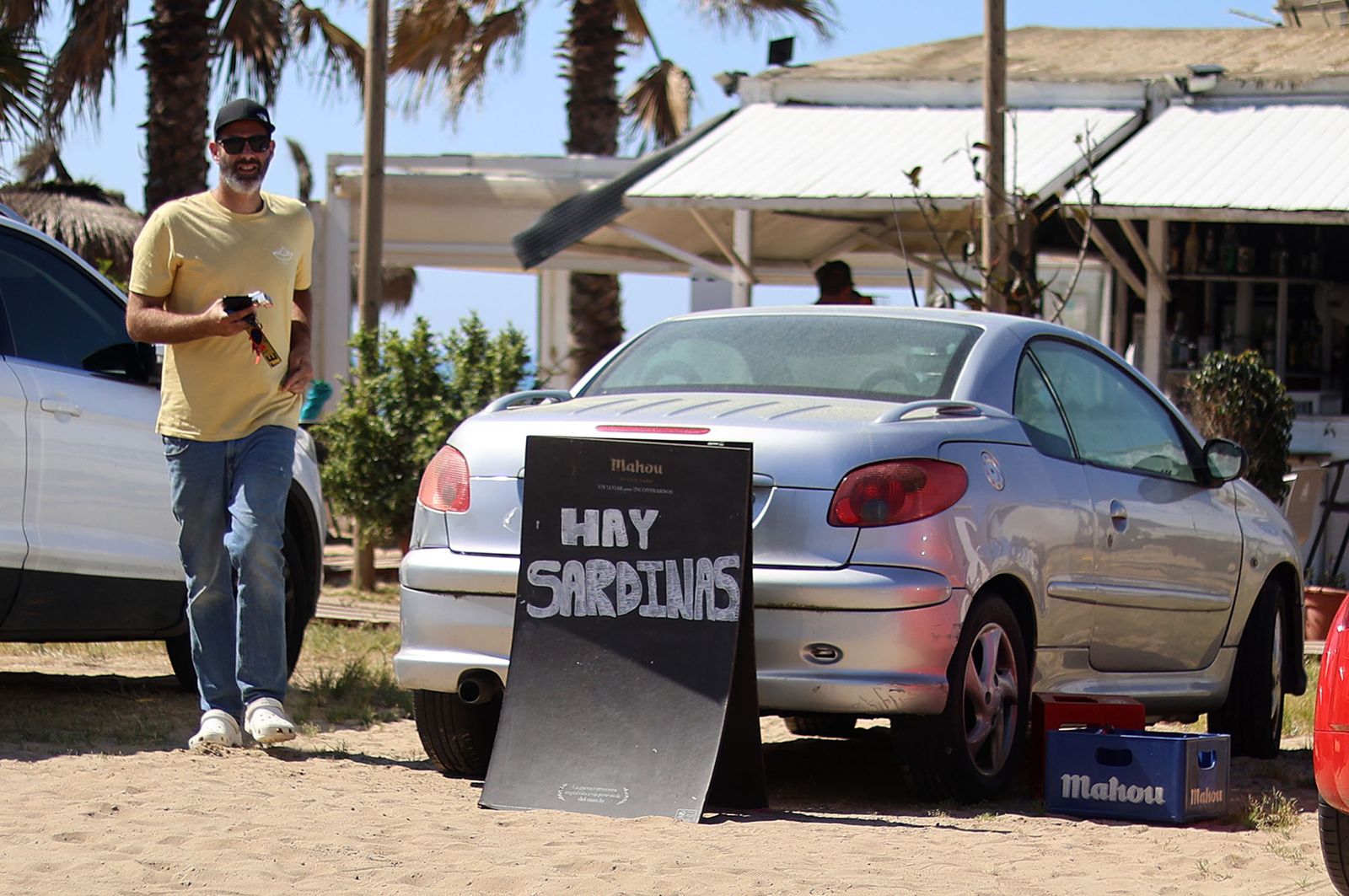 Imágenes del ambiente en las playas de Huelva durante la mañana