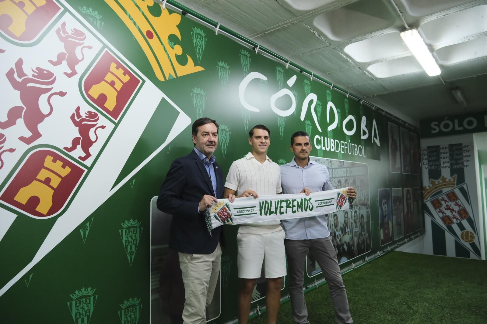 Las mejores fotos de la presentación de Álex Sala con el Córdoba CF