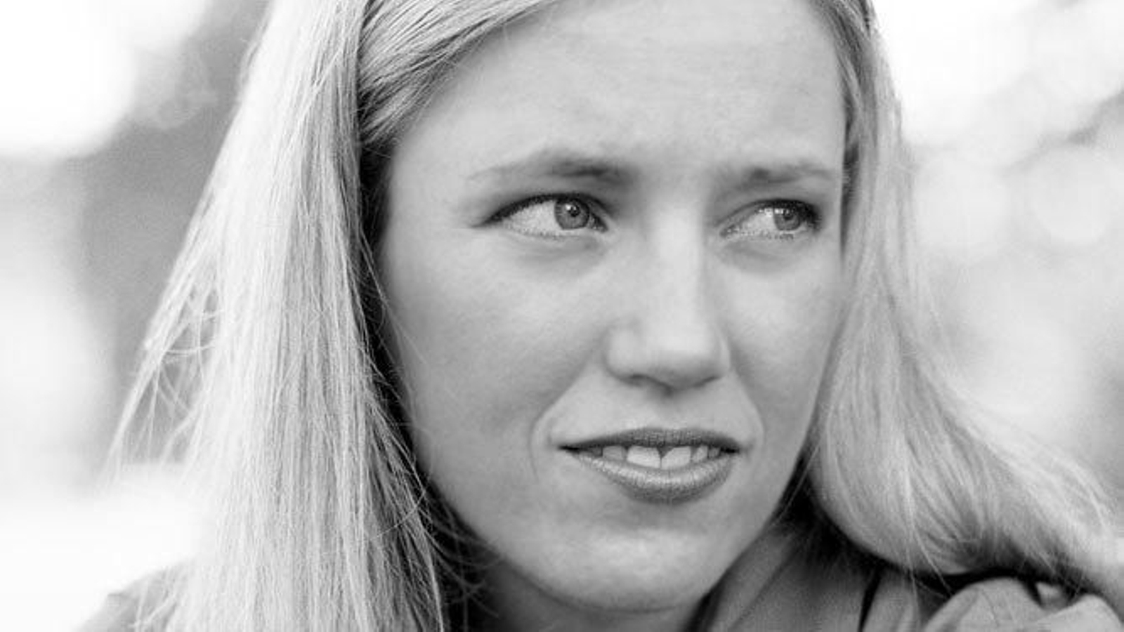 Retrato juvenil de la escritora norteamericana Annie Dillard (Pittsburgh, Pensilvania, 1945).