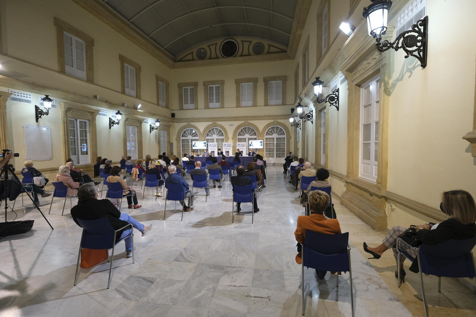 Fotogalería El Diario de los Libros. Lorenzo Silva.