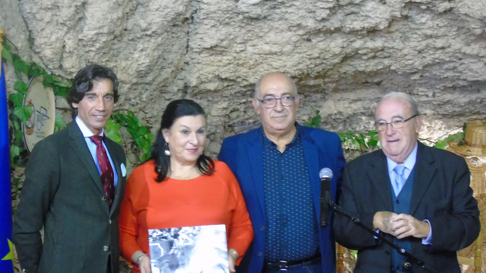 Curro Díaz junto a Lola Quero, Antonio 'Niño de las Cuevas' y Jorge Pérez-Company.