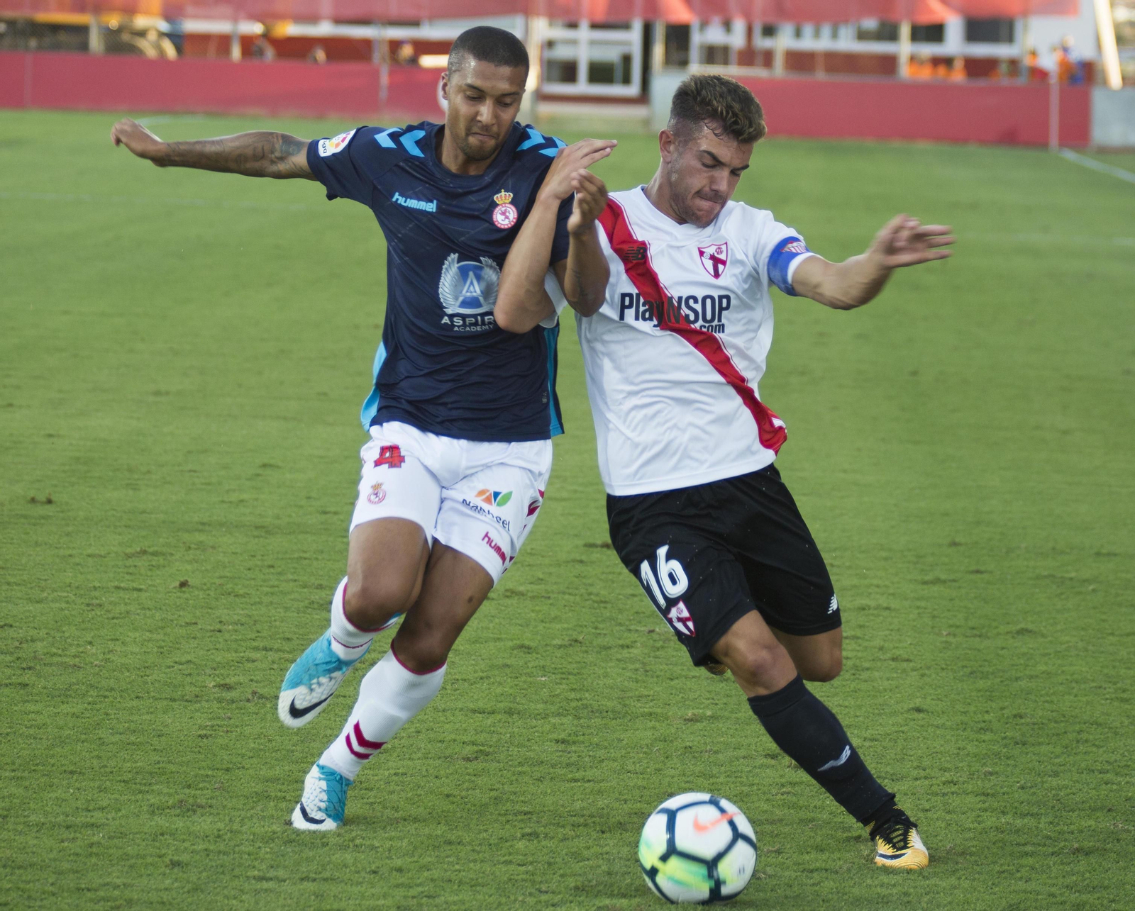 Las imágenes del Sevilla Atlético-Cultural