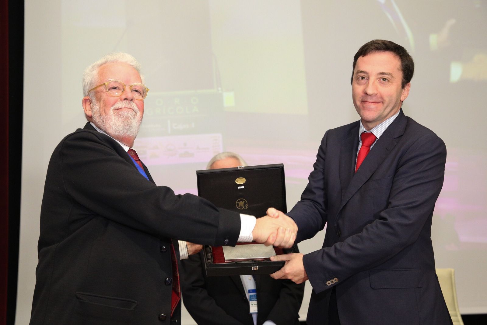 Ricardo Domínguez, a la derecha, junto a Ricardo Serra.