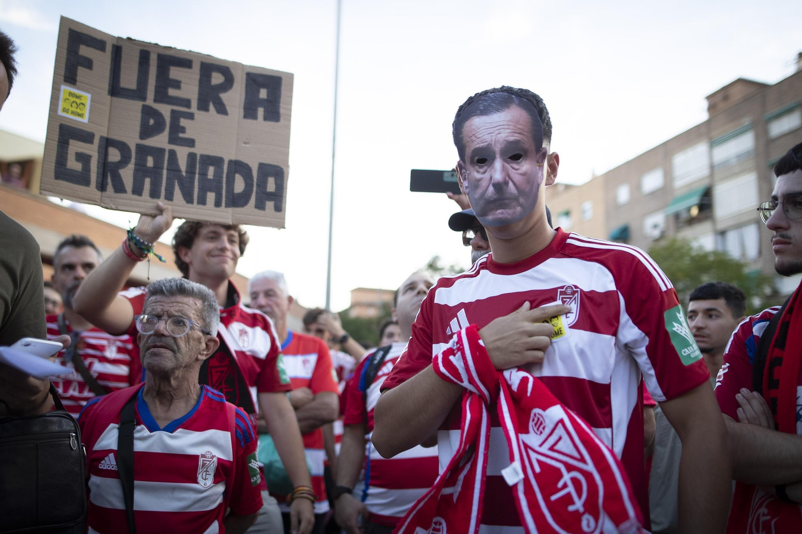 Las mejores imágenes de la manifestación en el Nuevo Los Cármenes