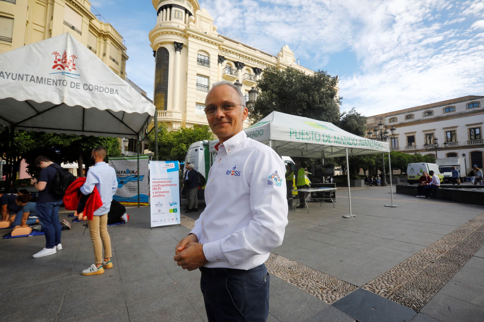 Las imágenes del taller de primeros auxilios y reanimación cardiopulmonar en Las Tendillas
