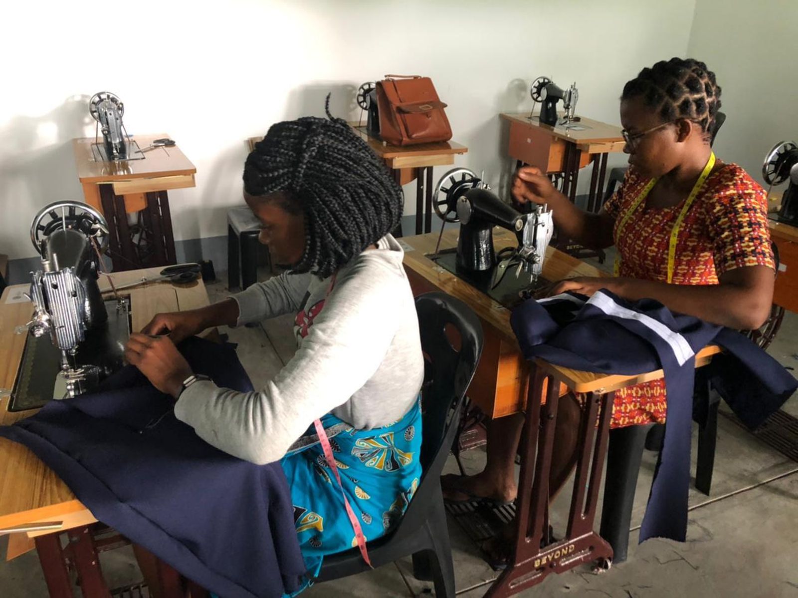 Madre Coraje implicó a 12.800 personas en sus proyectos de Educación y entregó 29.300 kilos de verduras frescas de sus huertos a entidades sociales en España