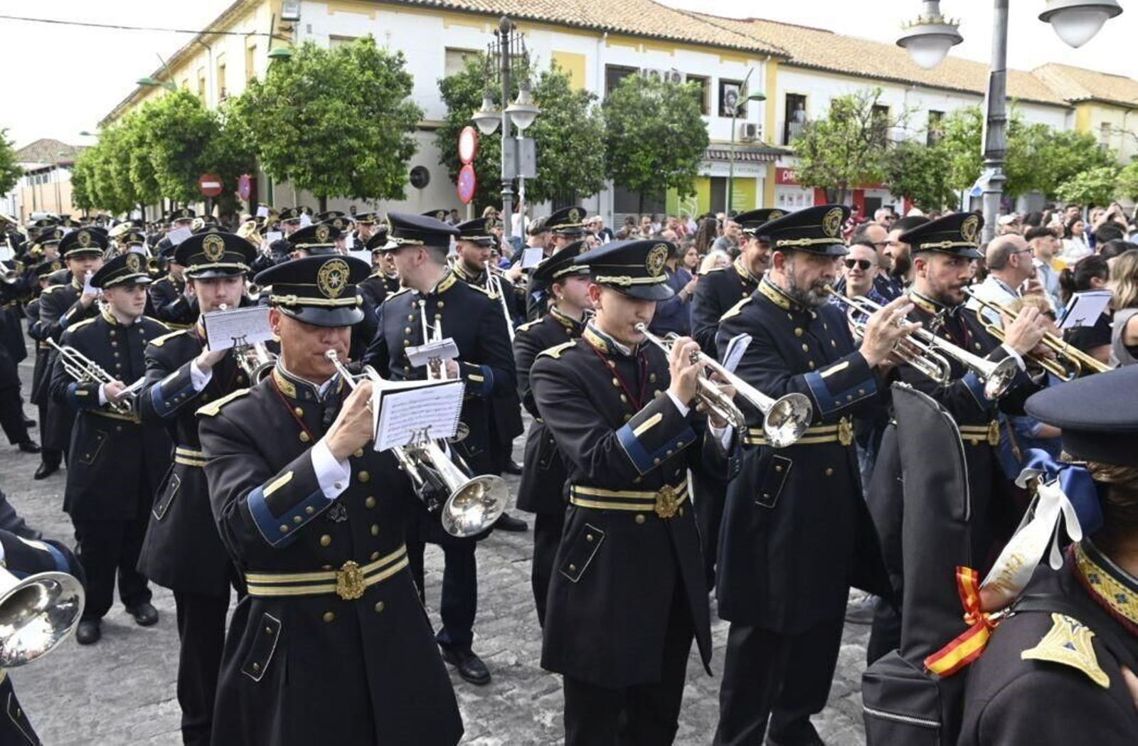 La procesión de la Presentación al Pueblo de Córdoba, en imágenes