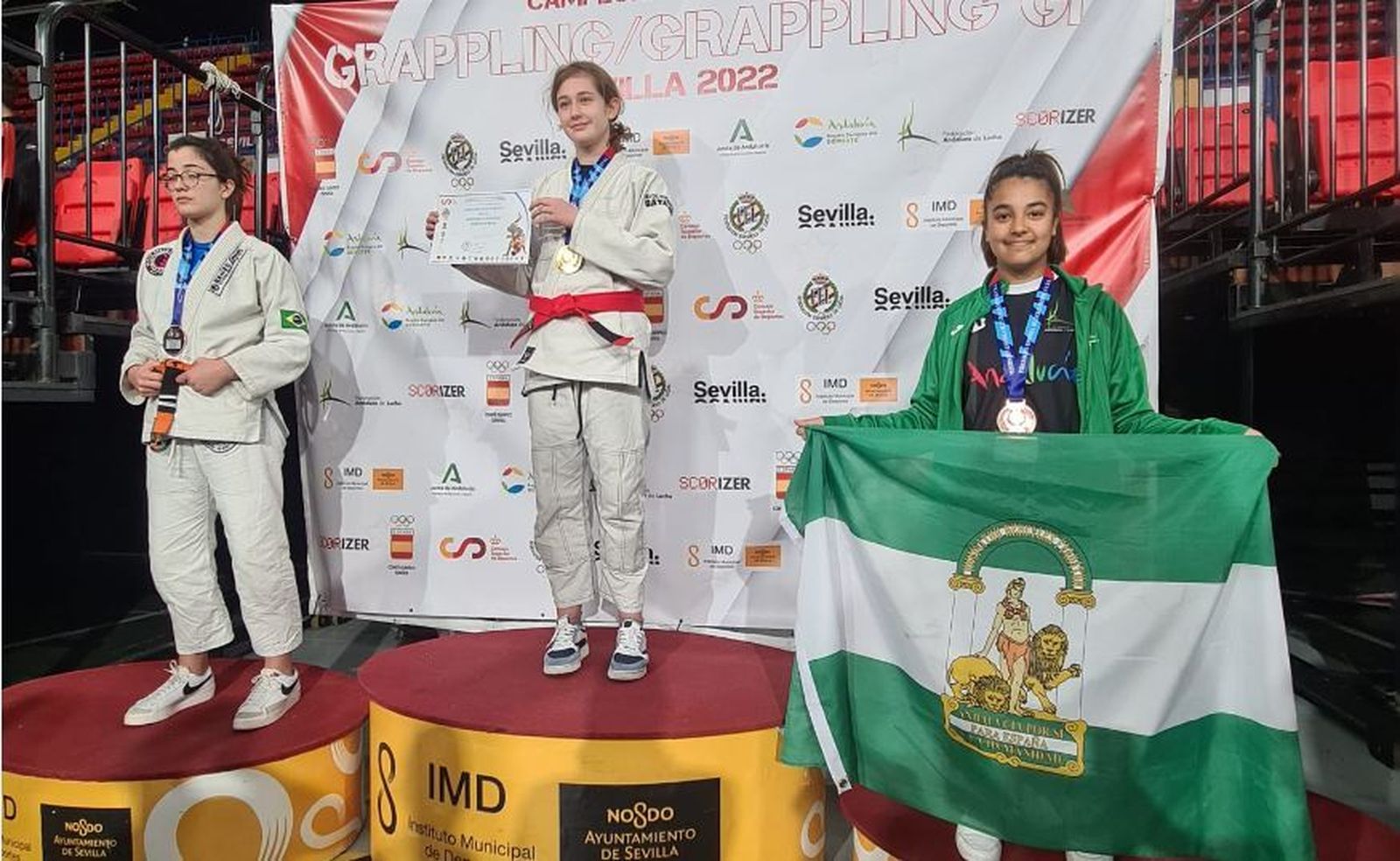 El podio sub-15, con Dayani Lichkova a la derecha