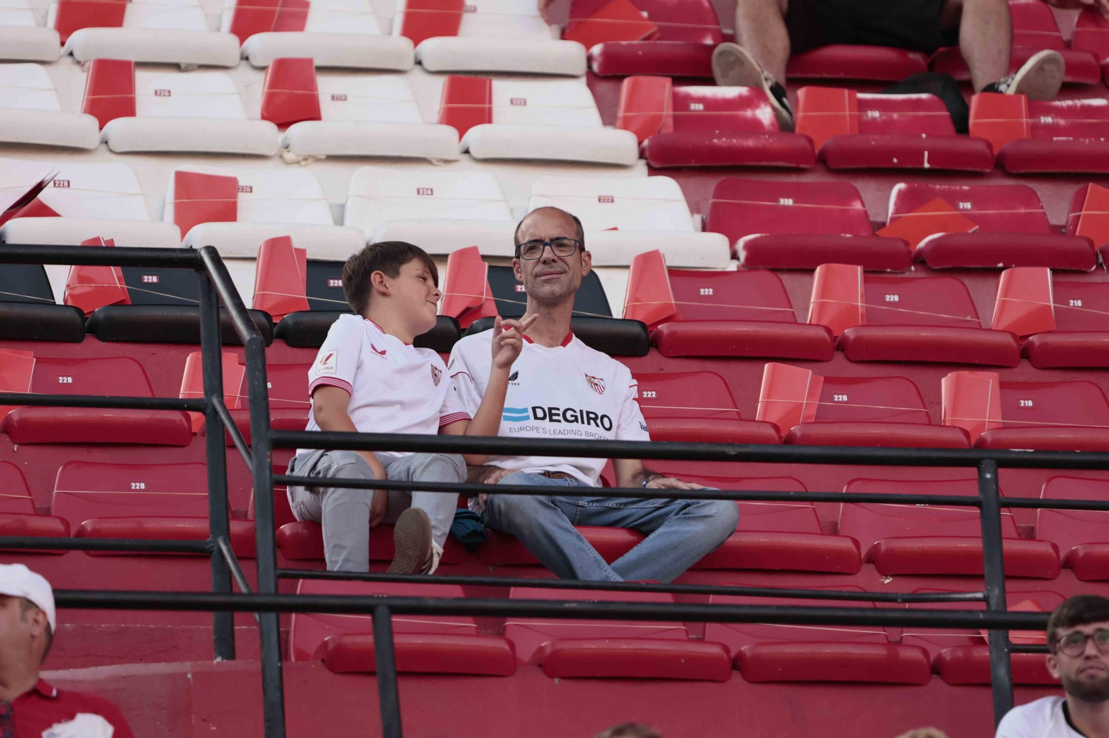 Búscate en el Sevilla - Betis