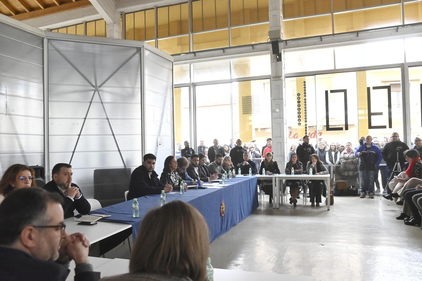 El tenso pleno de la moción de censura en Peñarroya-Pueblonuevo, en imágenes
