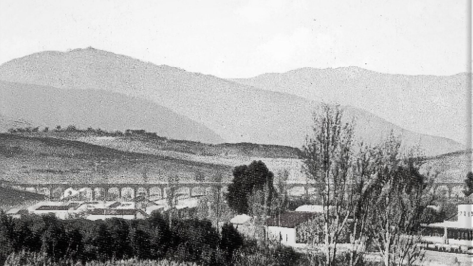 Cercano a la estación tenía su domicilio el futuro soldado José Ucea