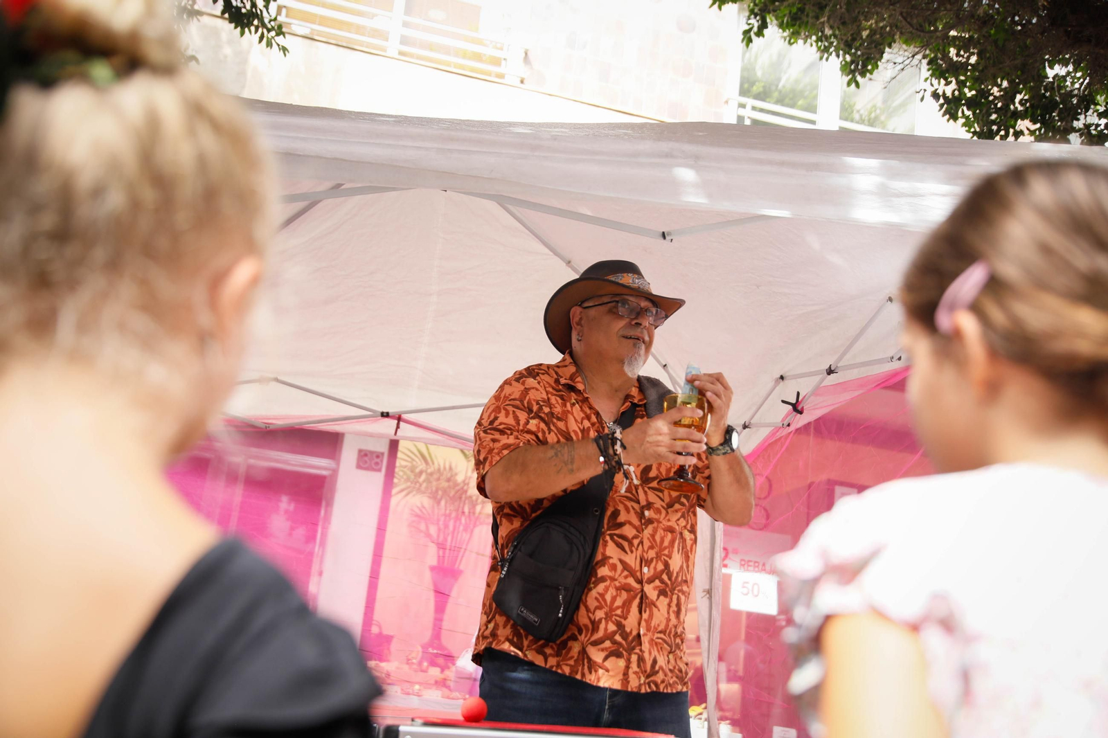 Las mejores imágenes del espectáculo 'Magia en la Calle' en el Paseo de Almería