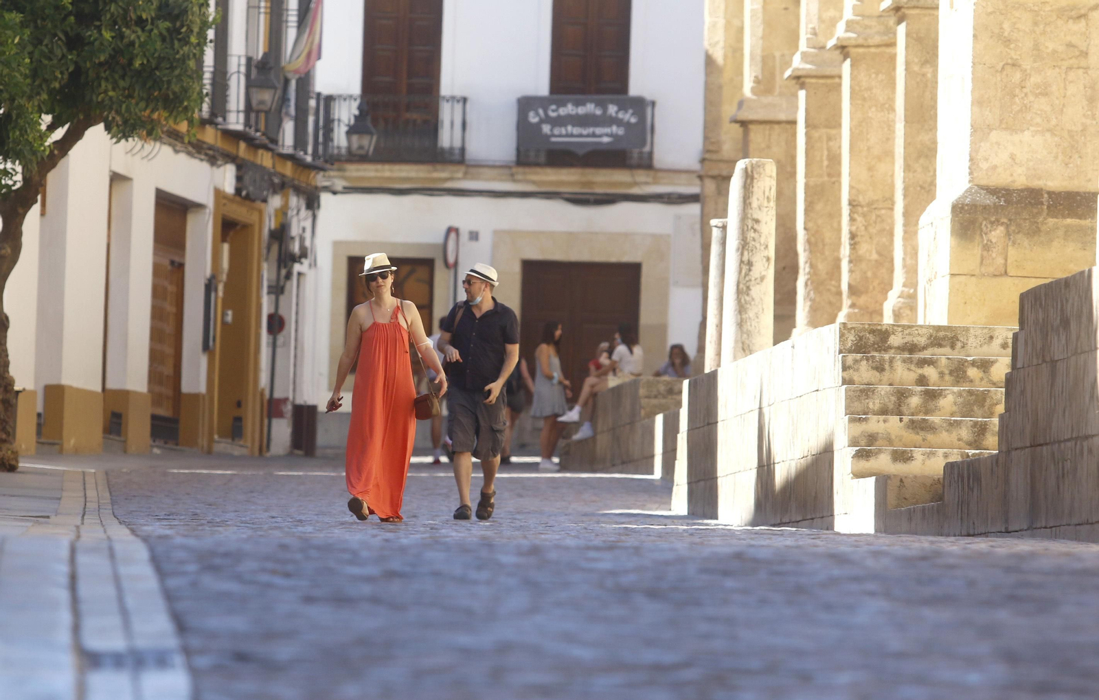 Fotografías de un lunes desafiando el calor en Córdoba