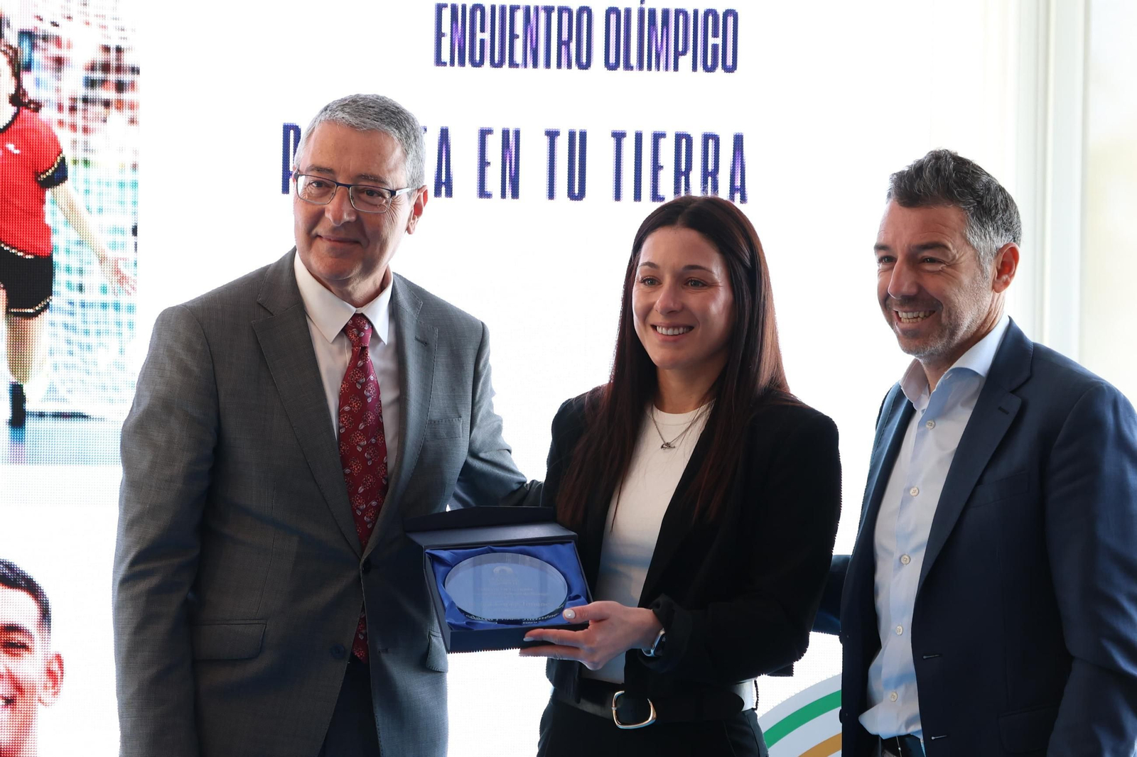 La Diputación homenajea a los malagueños olímpicos en París y premia a diferentes deportistas