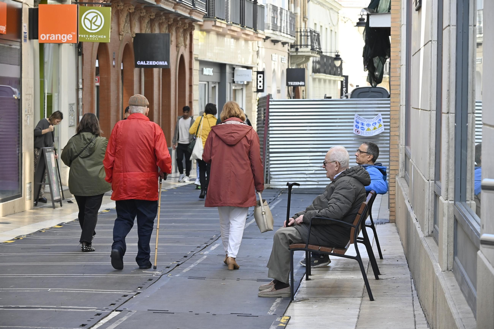Imágenes de ambiente del sábado 2 de noviembre en Huelva