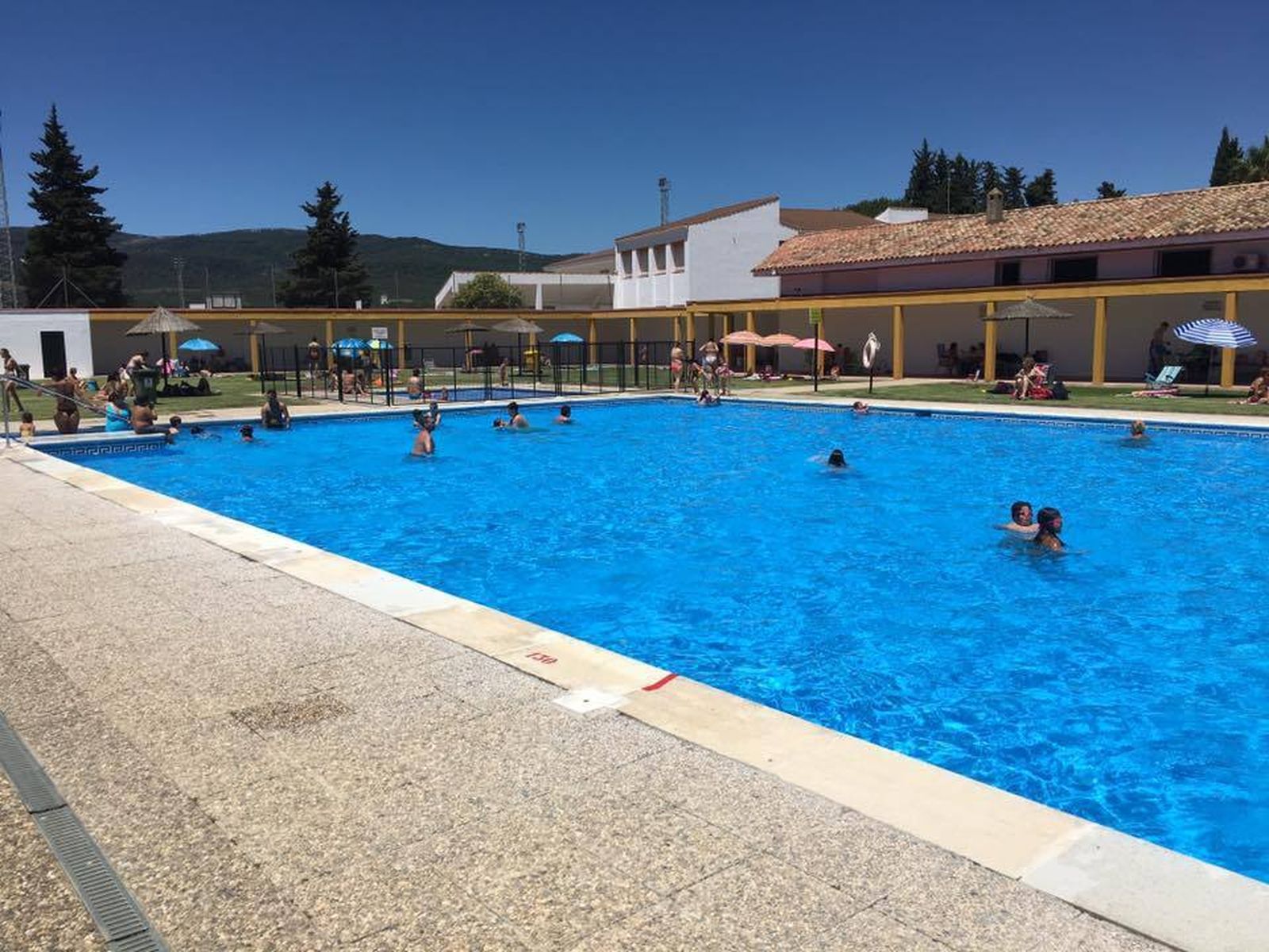 La piscina municipal de Castellar.