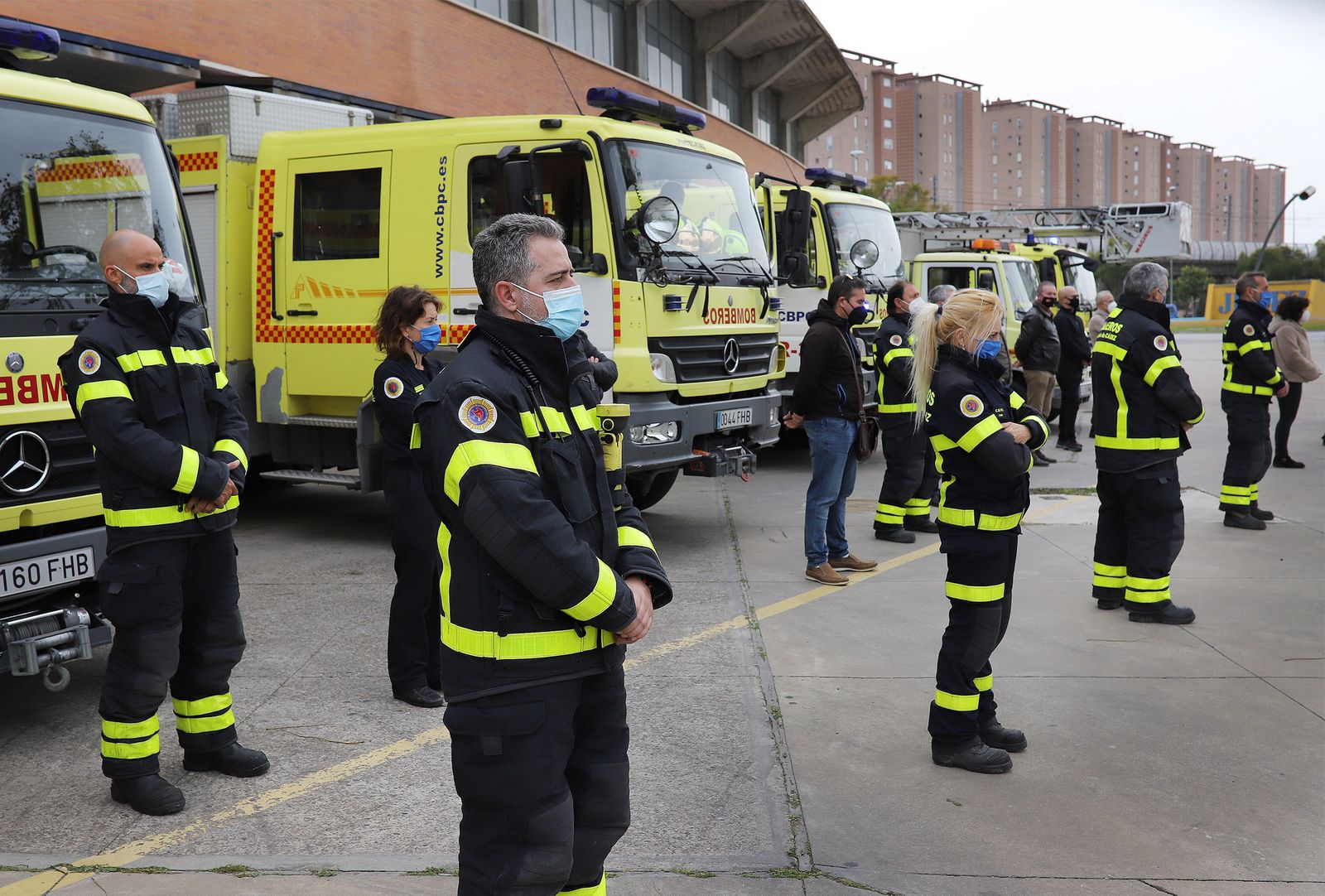 Bomberos de Jerez despiden a su compañero Tato Cirera